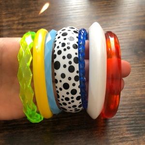 Lot of plastic bracelets